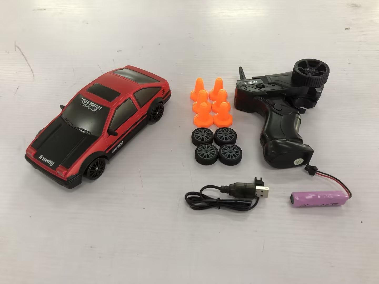 High-Speed 4WD RC driftauto